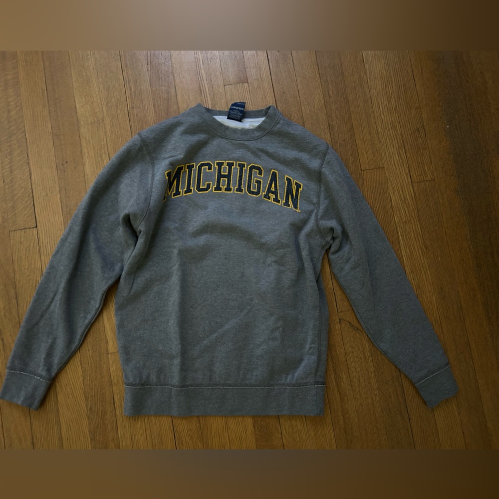 MICHIGAN sweatshirt Size M. Excellent condition